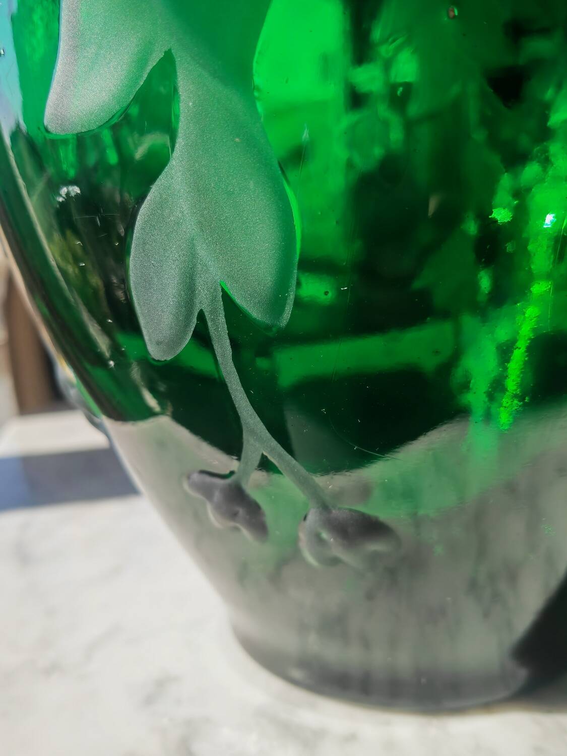 Art Deco emerald vase