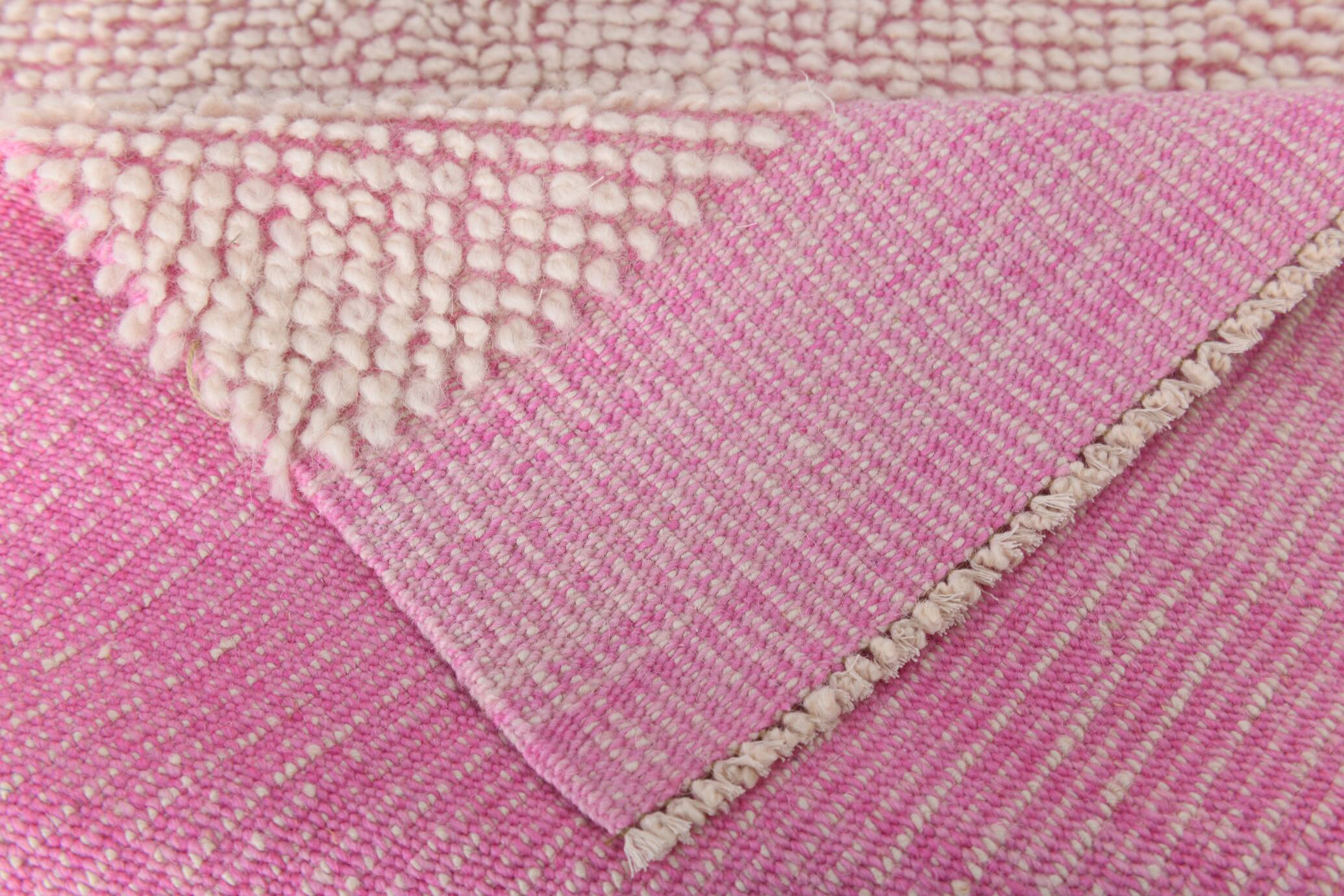 4x7 Shades Of Pink & Beige Handmade Wool Vintage Rug, 129x220Cm SK 34944