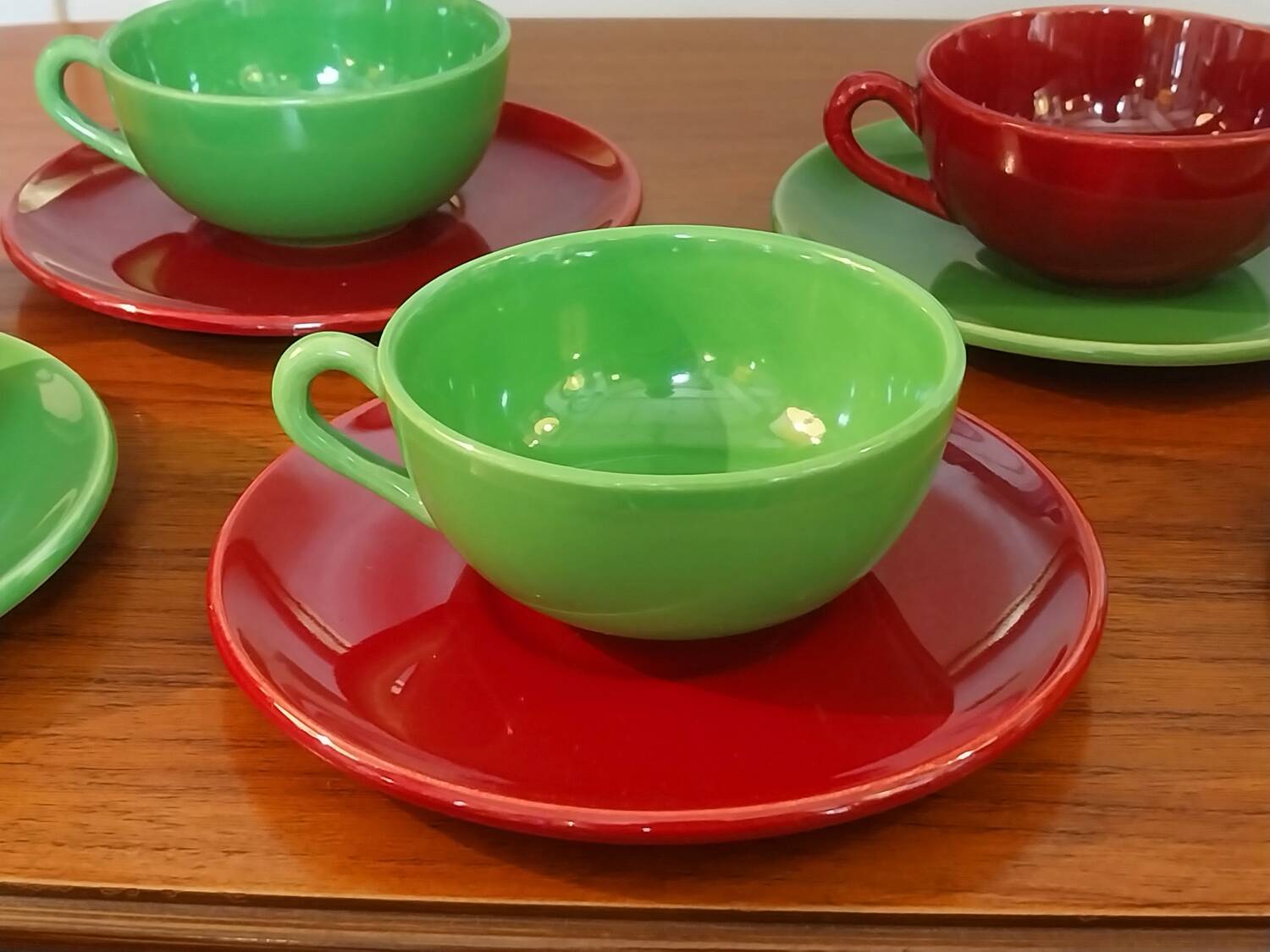 Service for 10 coffee cups