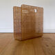 Lucite acrylique & tresse viennoise porte revues newspaper rack