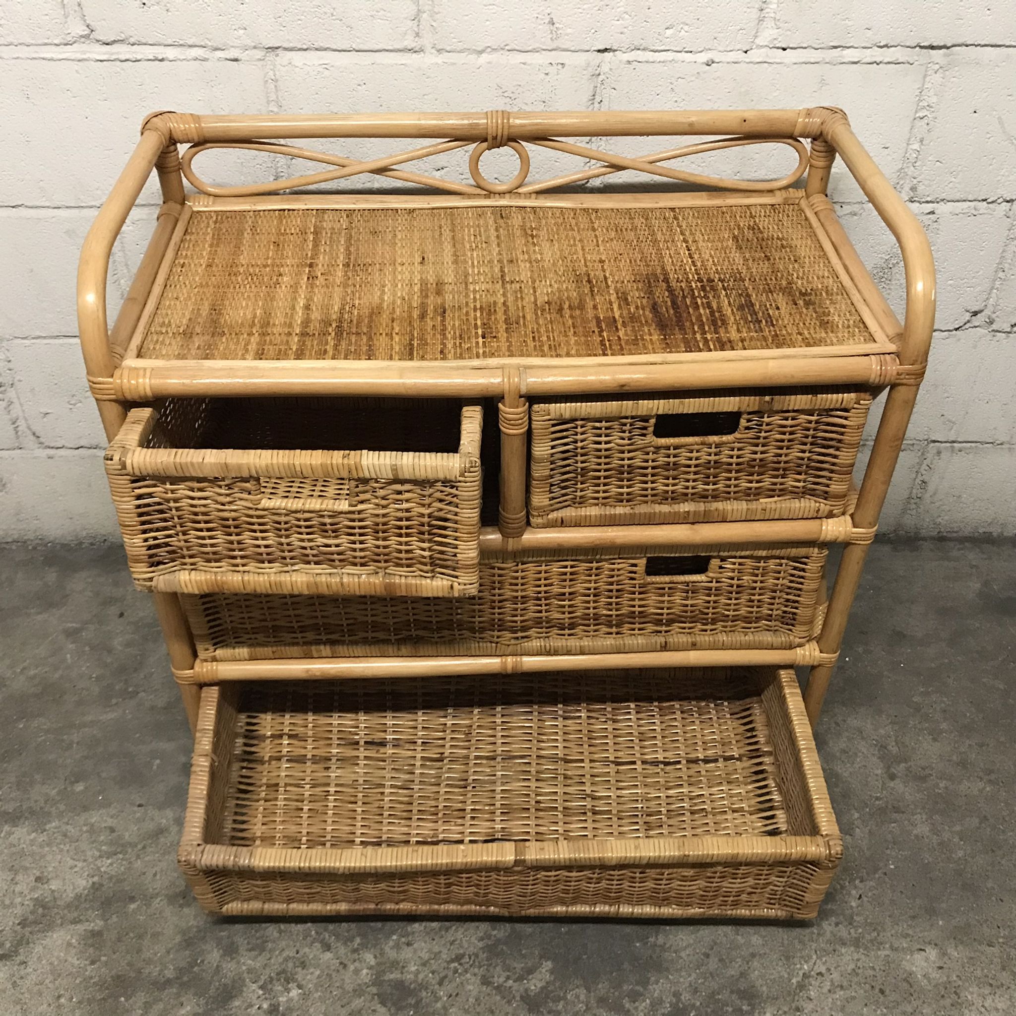 Commode vintage en osier/rotin et bambou 2 grands et 2 petits tiroirs