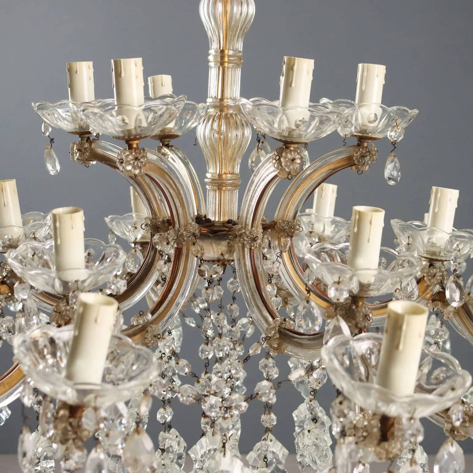 Antique style Maria Theresa chandelier 24 lights Italy 20th century