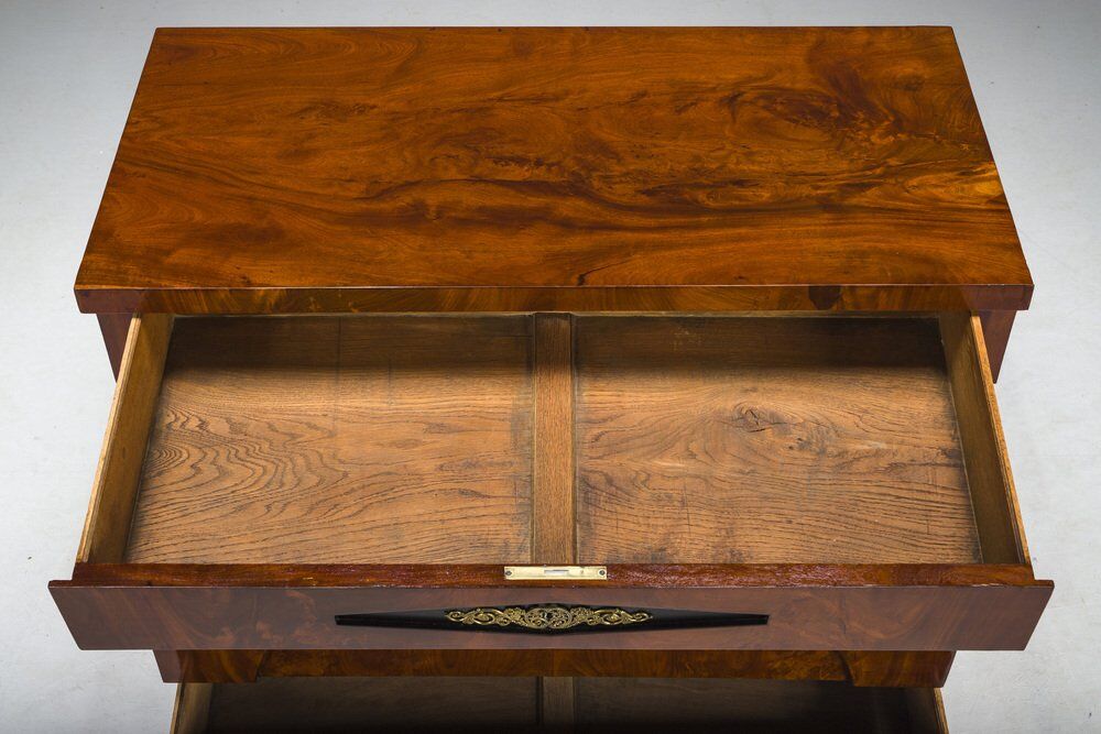 Early 19th century Biedermeier mahogany commodes, 1830s