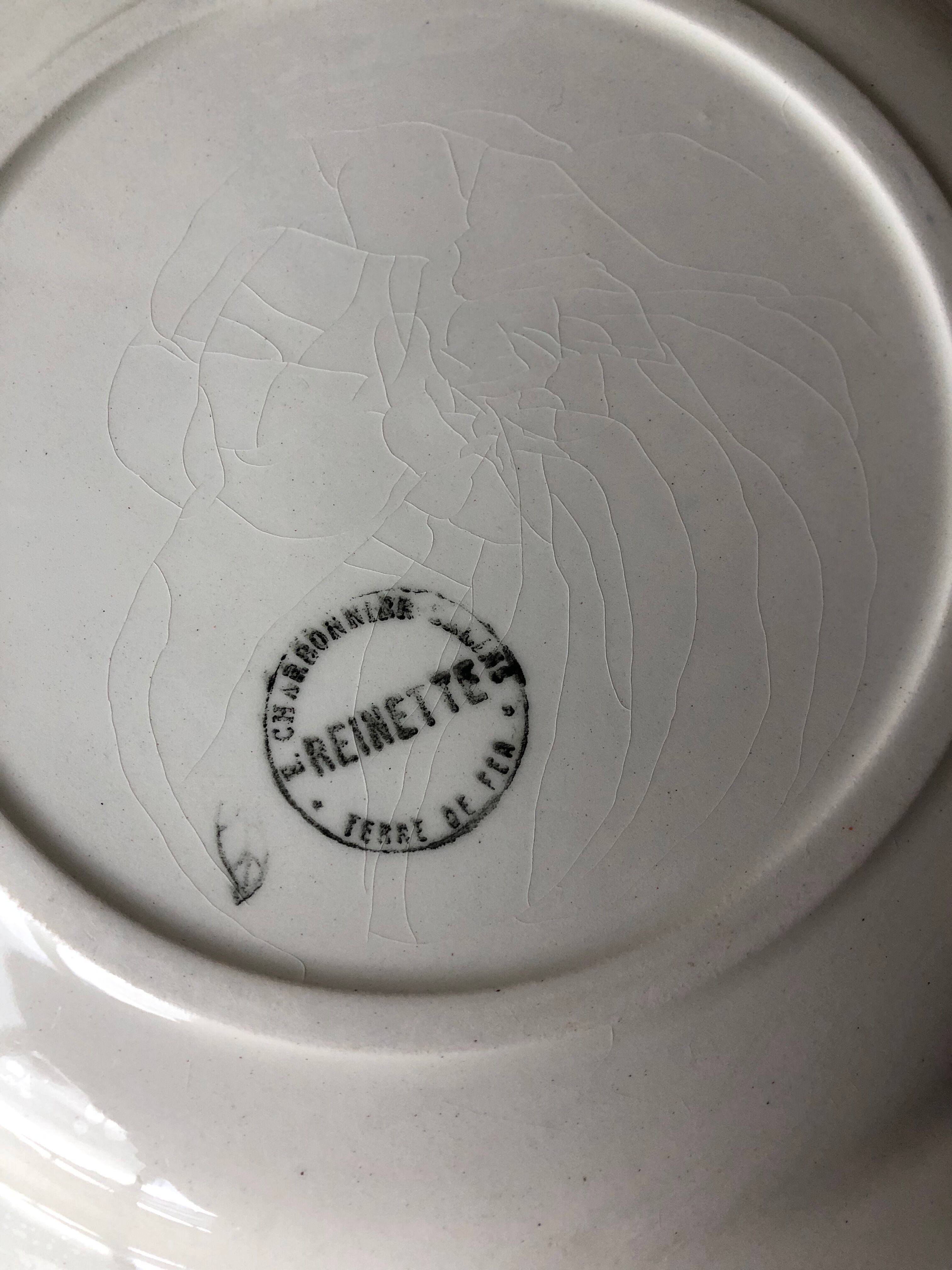 Plat terre de fer vintage