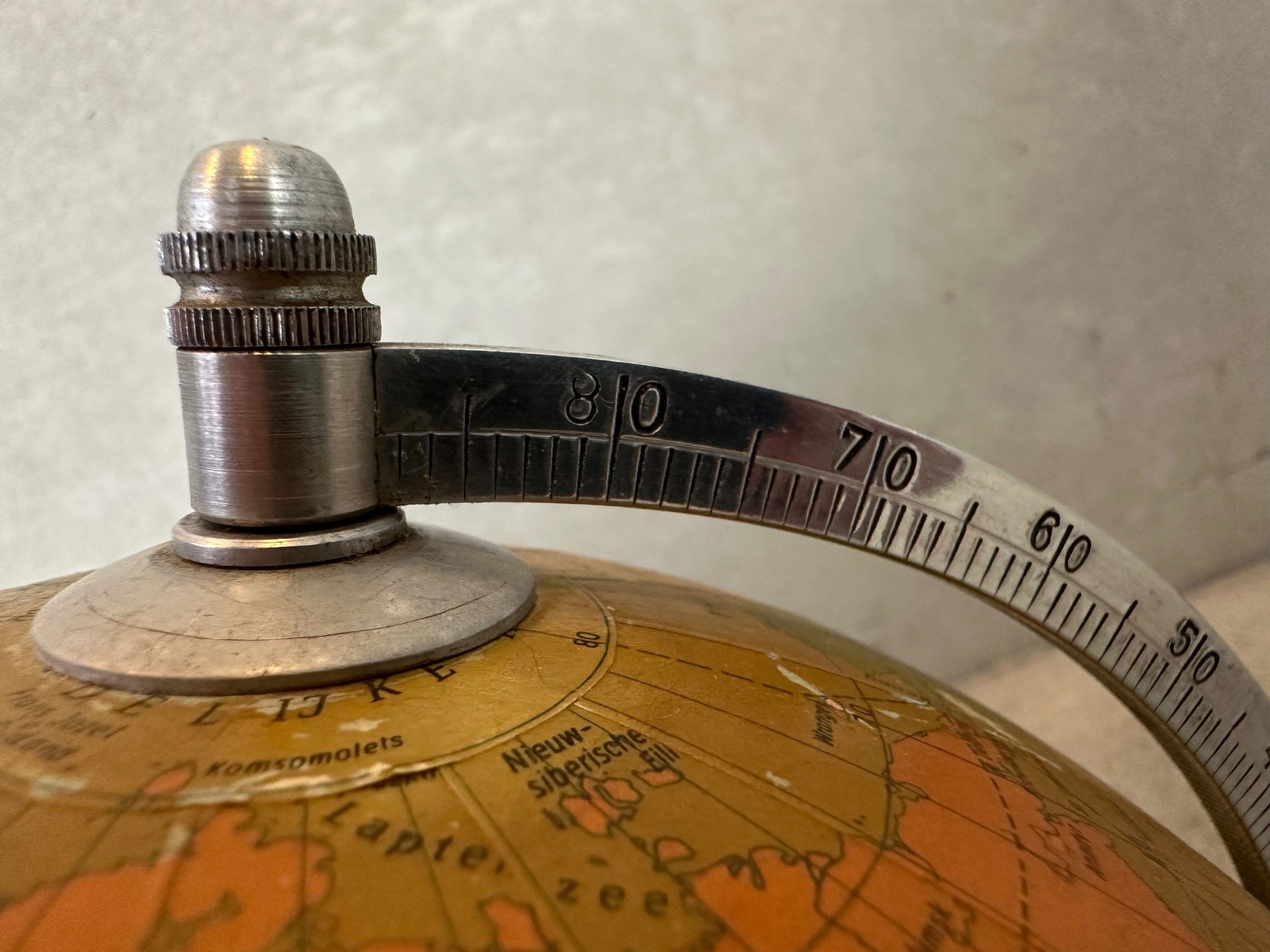 Vintage globe 1980 / lighting – glass