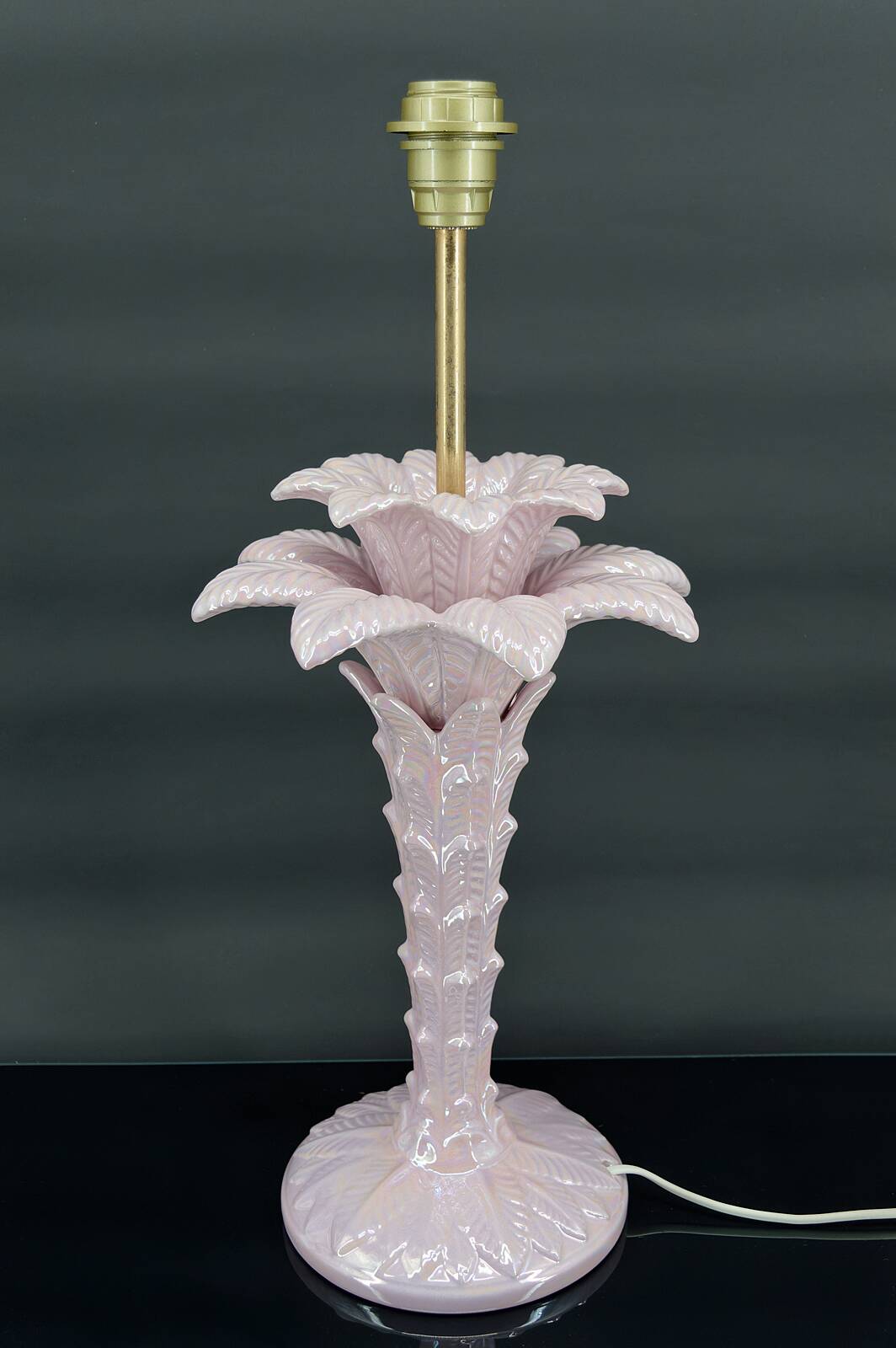 Palm tree lamp in pearly pink ceramic, Italy, circa 1960