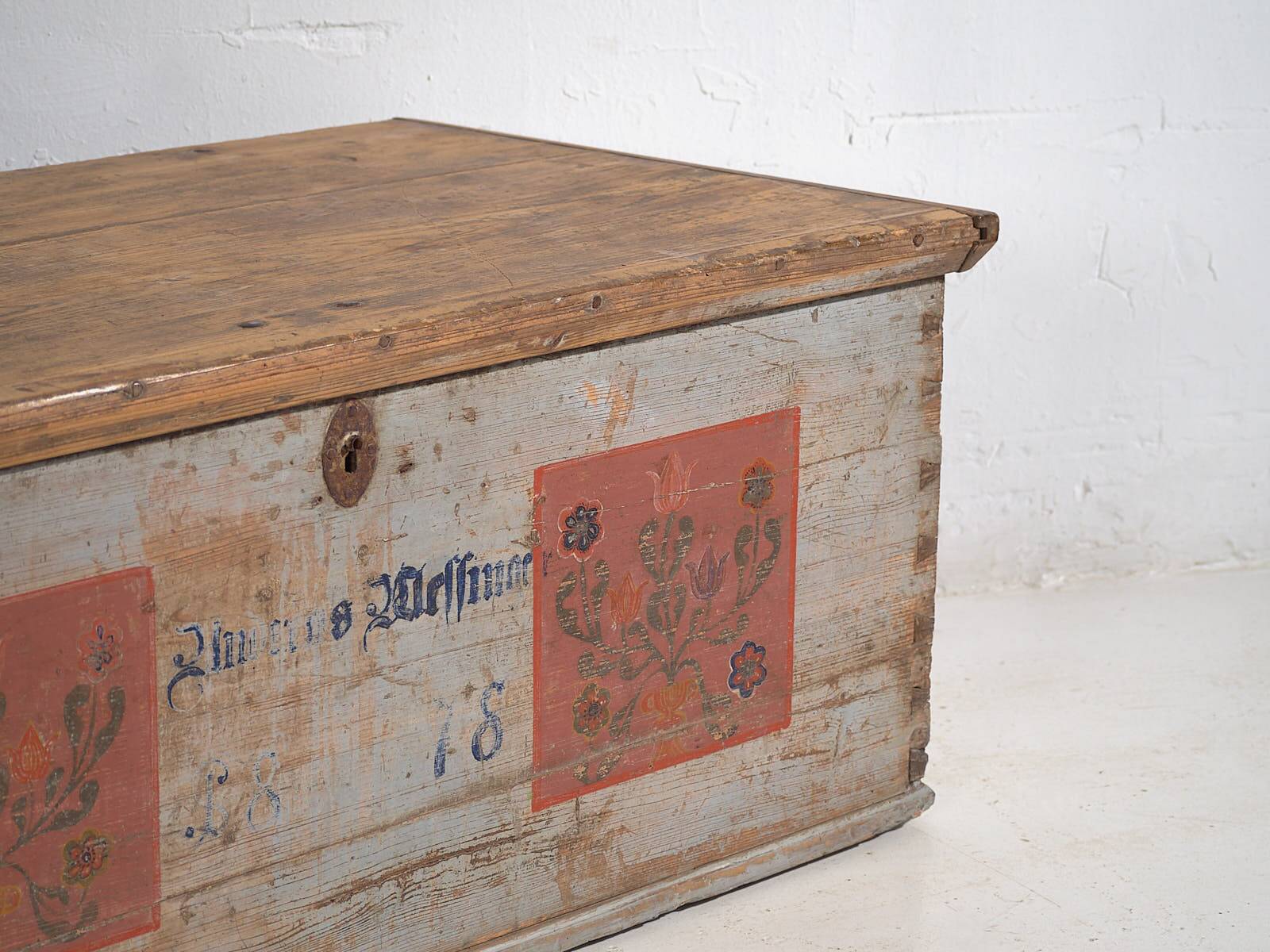 Antique grey trunk with floral details dated 1878 #26