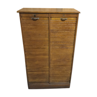 Meuble à rideaux double
