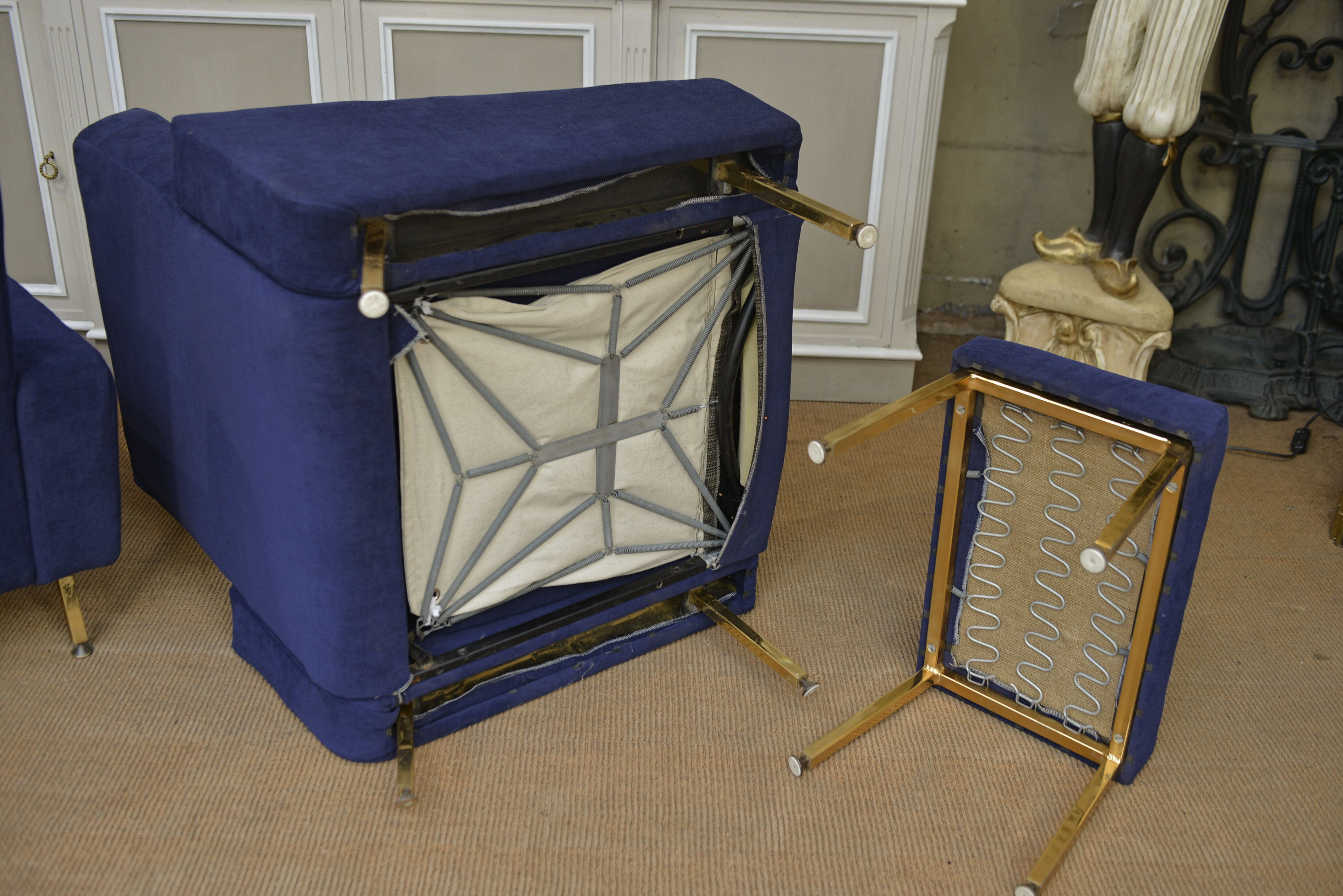 Pair of armchairs and ottoman vintage 1950 in blue velour and brass