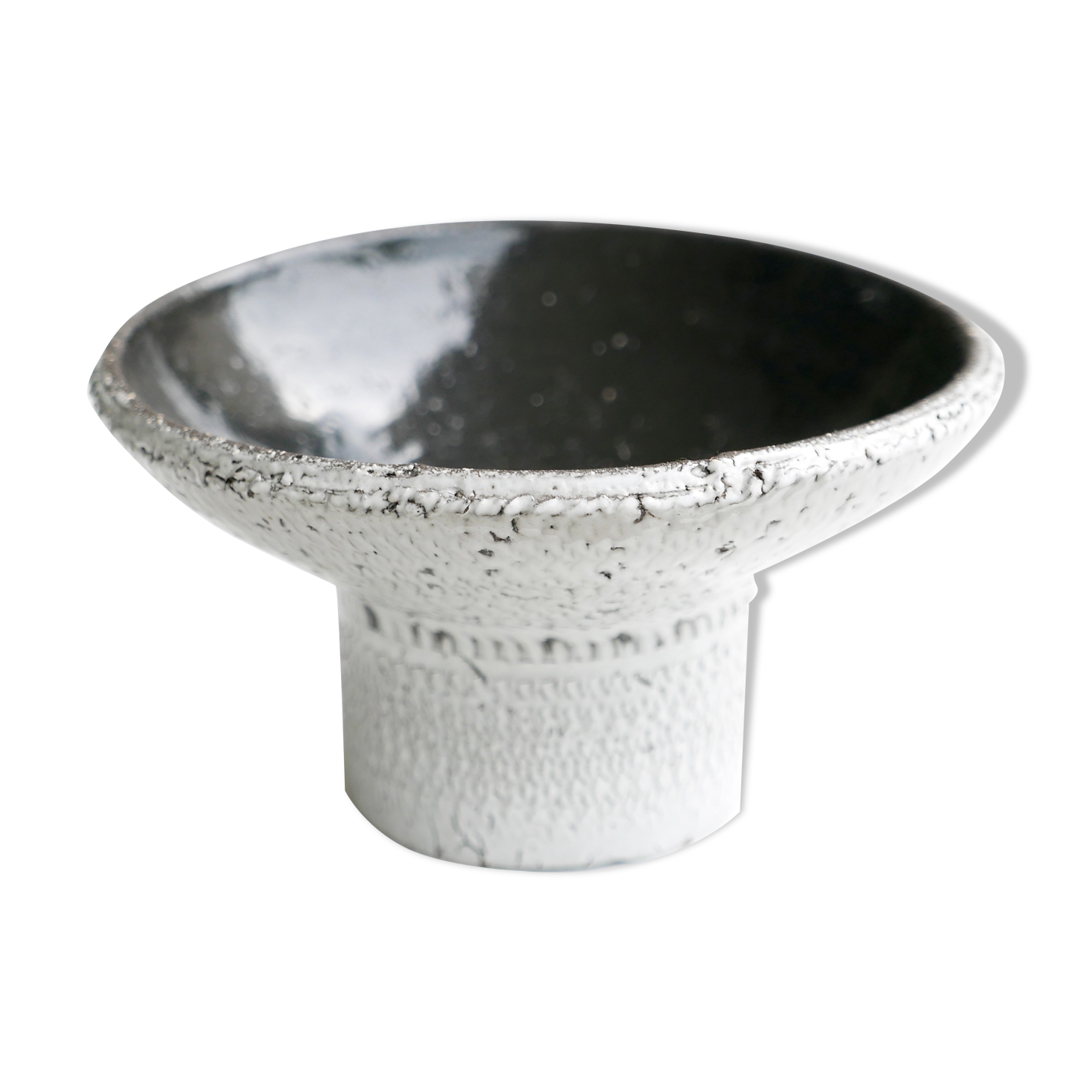 White and Black ceramic pot, years 60