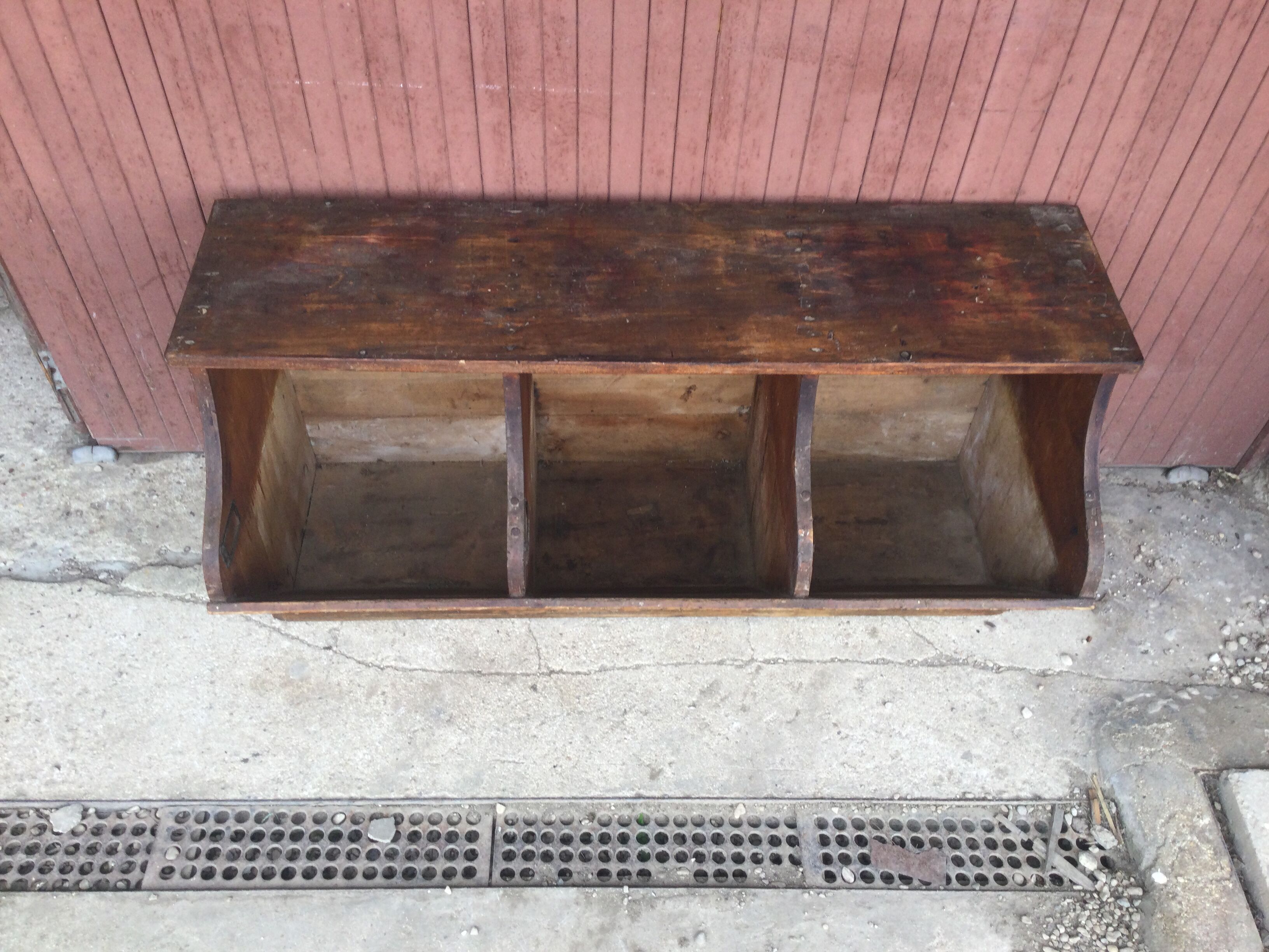Storage box