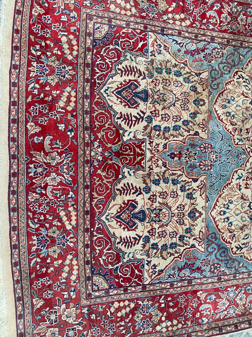 Sino Isfahan handmade carpet 134x208 cm