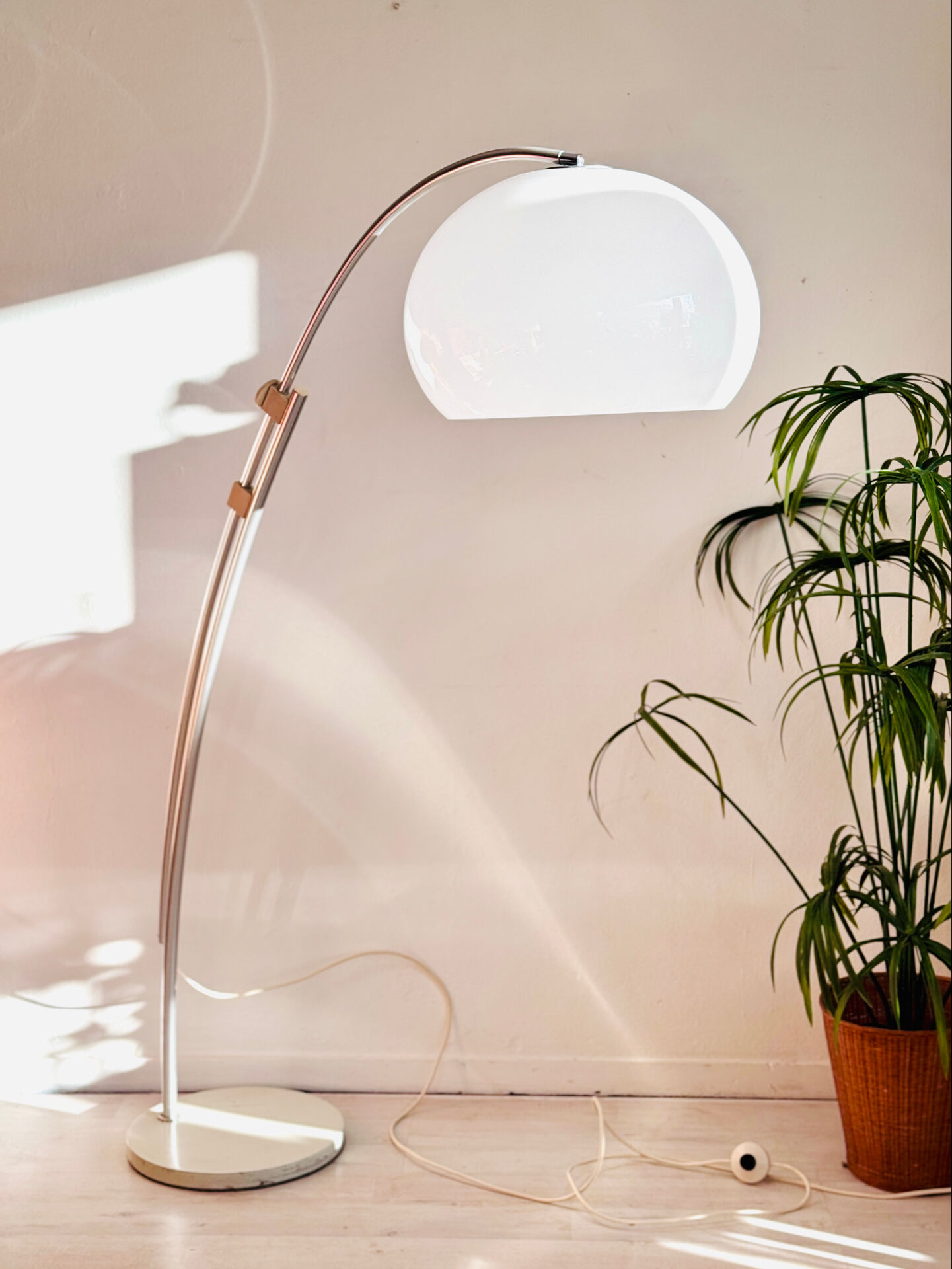 Vintage booglamp jaren 70 Hustadt Leuchten