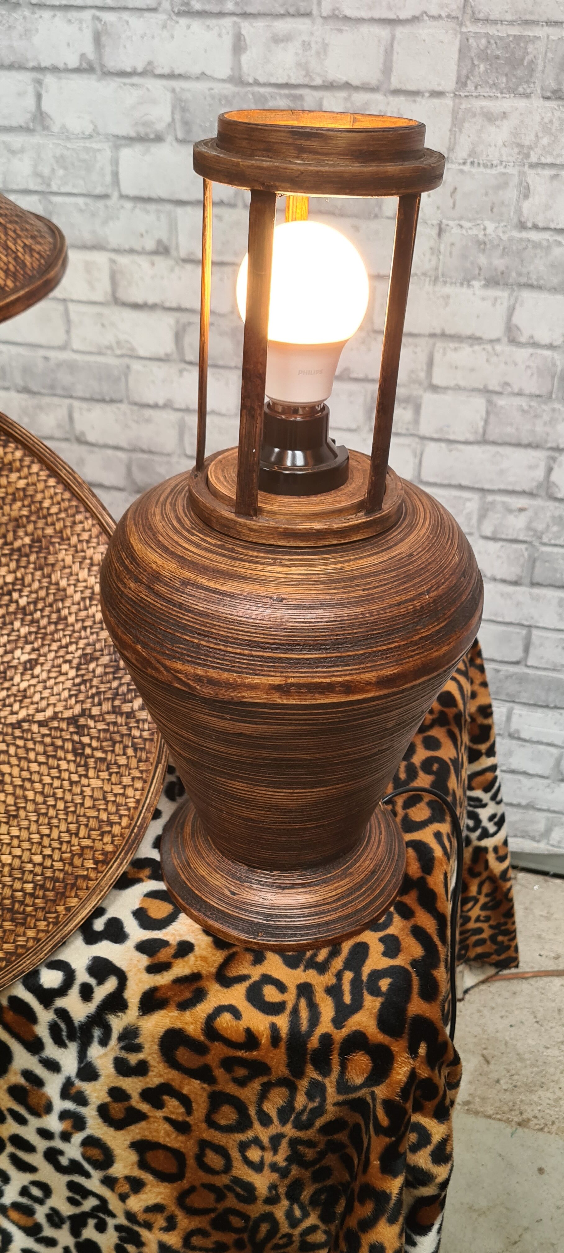 2 lamps of colonial type bamboo and wicker