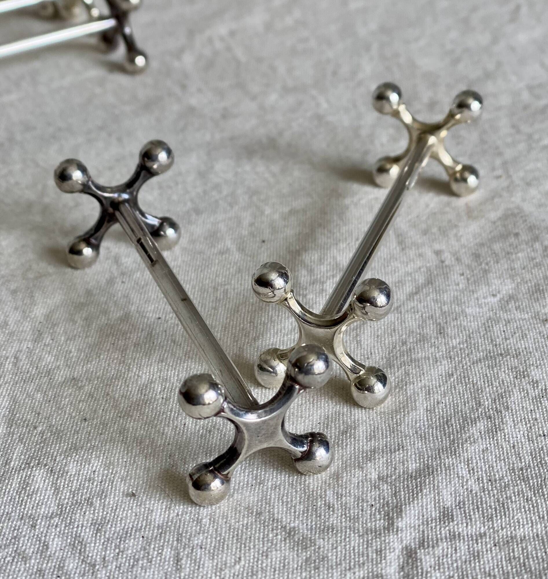 Service de 6 porte-couteaux modernistes christofle métal argenté