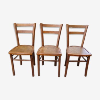 Lot de trois chaises bistrot anciennes