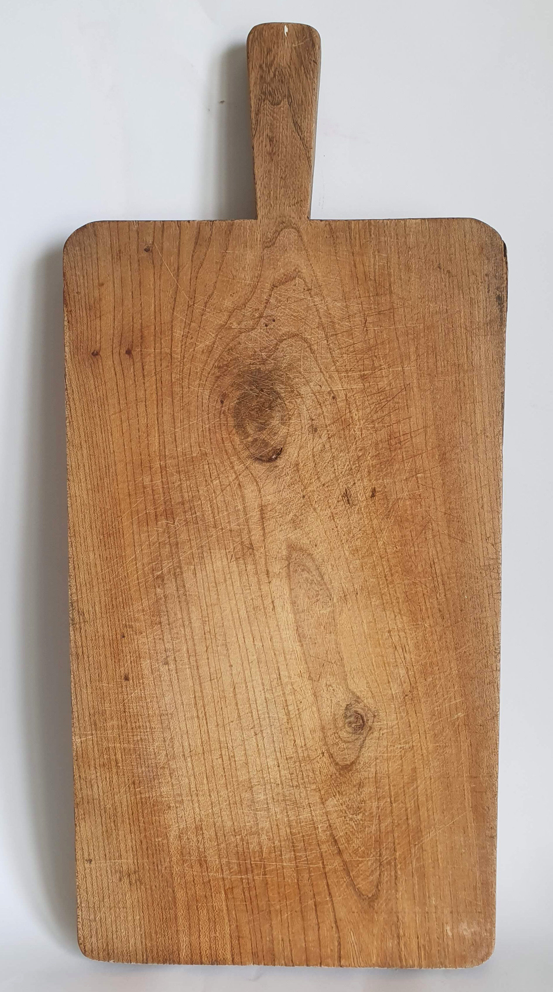 Wooden cutting board