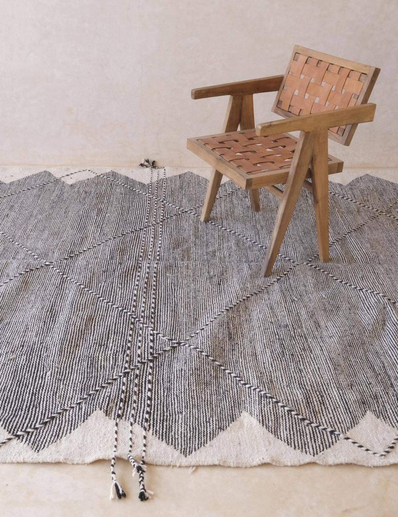 Kilim Zanafi rug - 320 x 214 cm