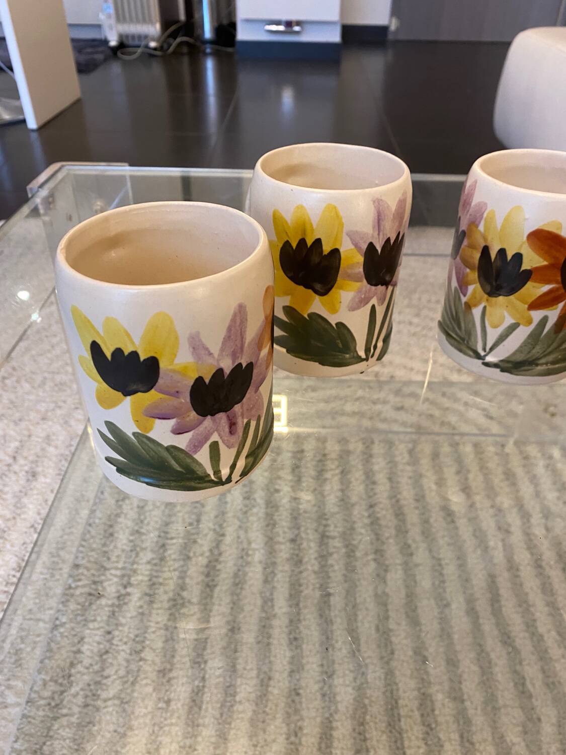 Set of 4 vintage 1970s flower stoneware mugs