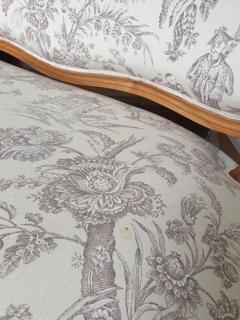 Louis XV style convertible sofa toile de Jouy Chinoiseries