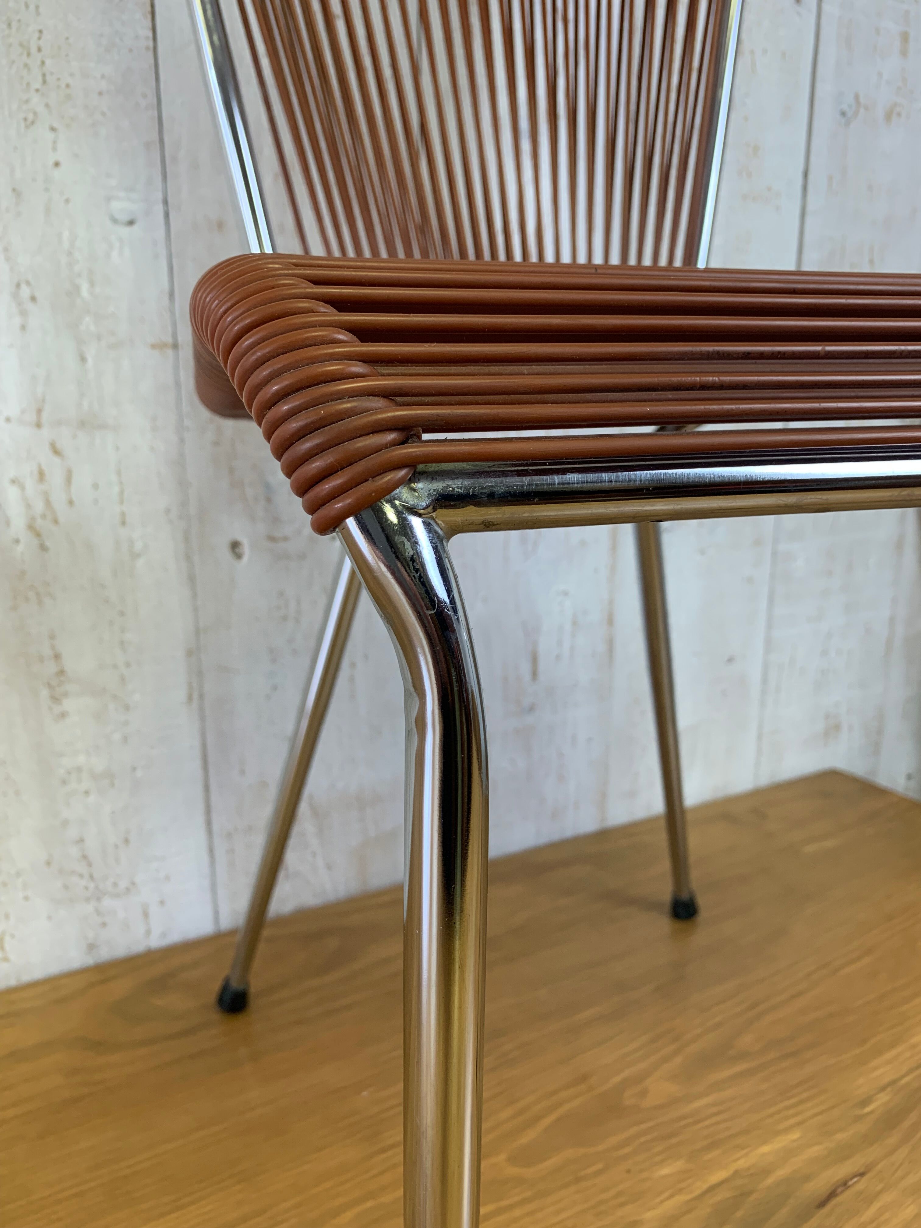 Pair of scoubidou chairs