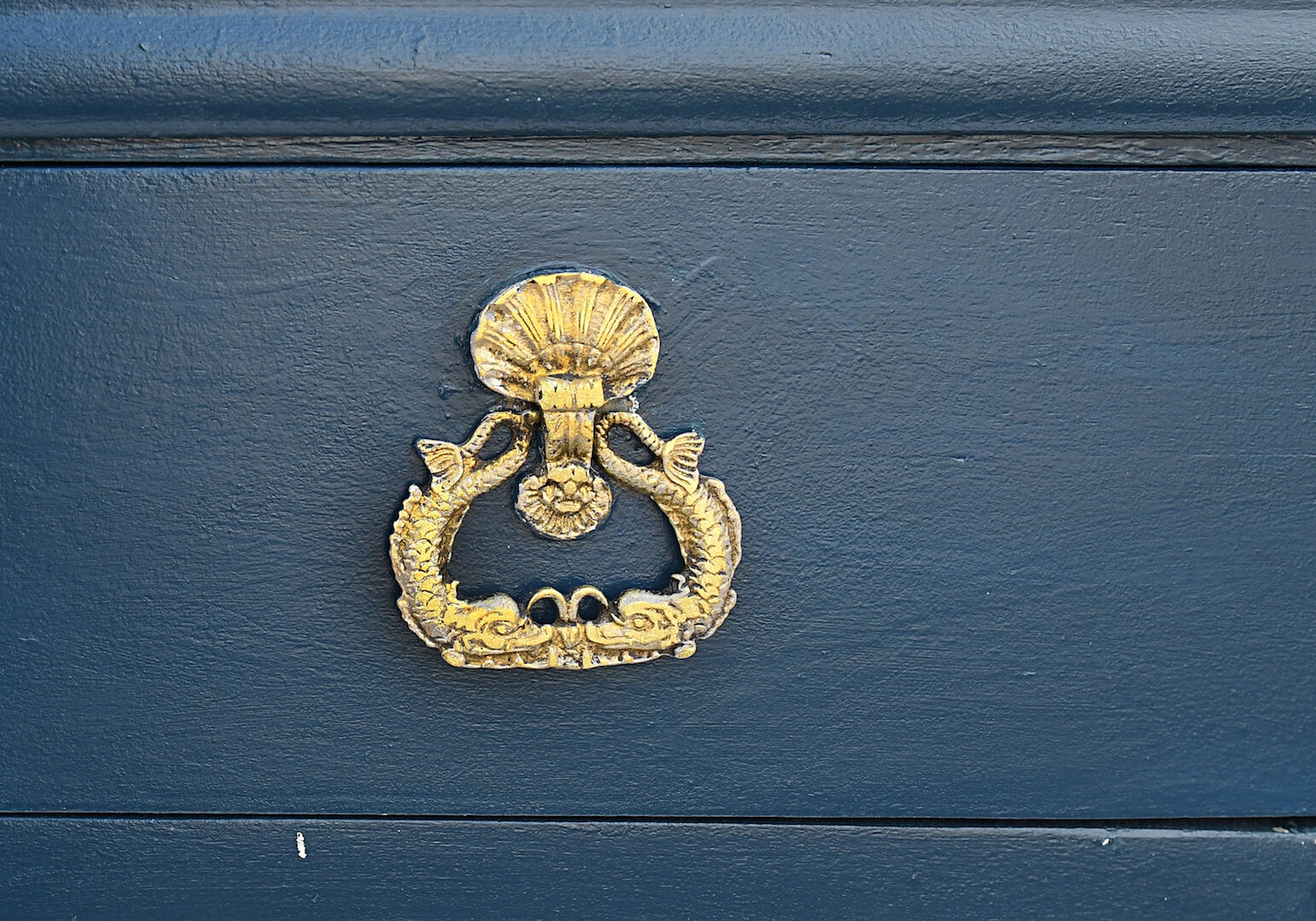 Painted chest of drawers