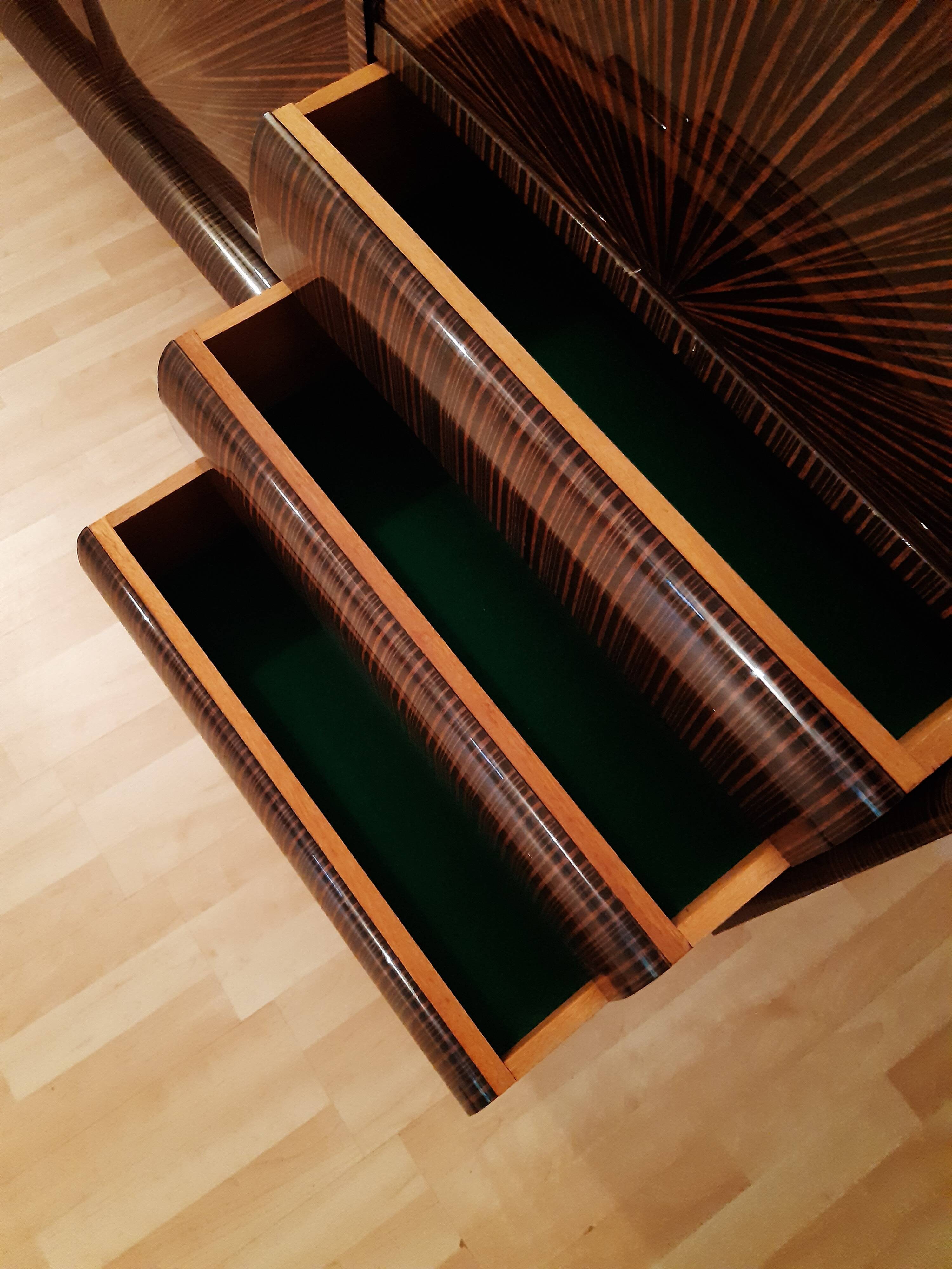 Meuble années 60 en ébène de Macassar
