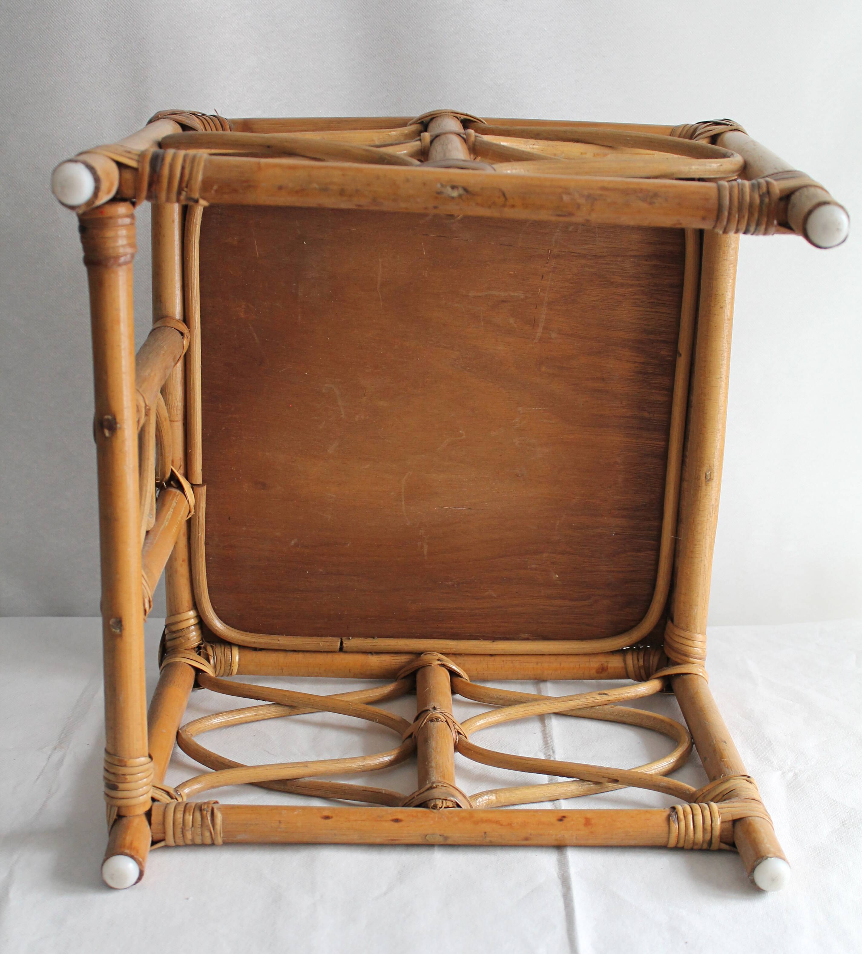 Table or footrest rattan