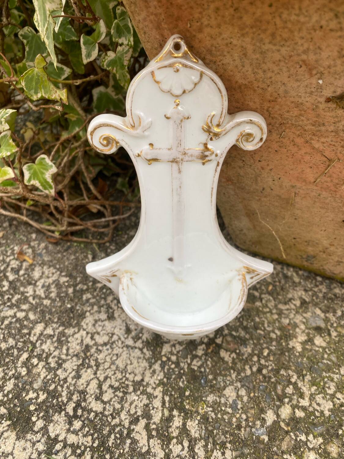 Old porcelain wall font