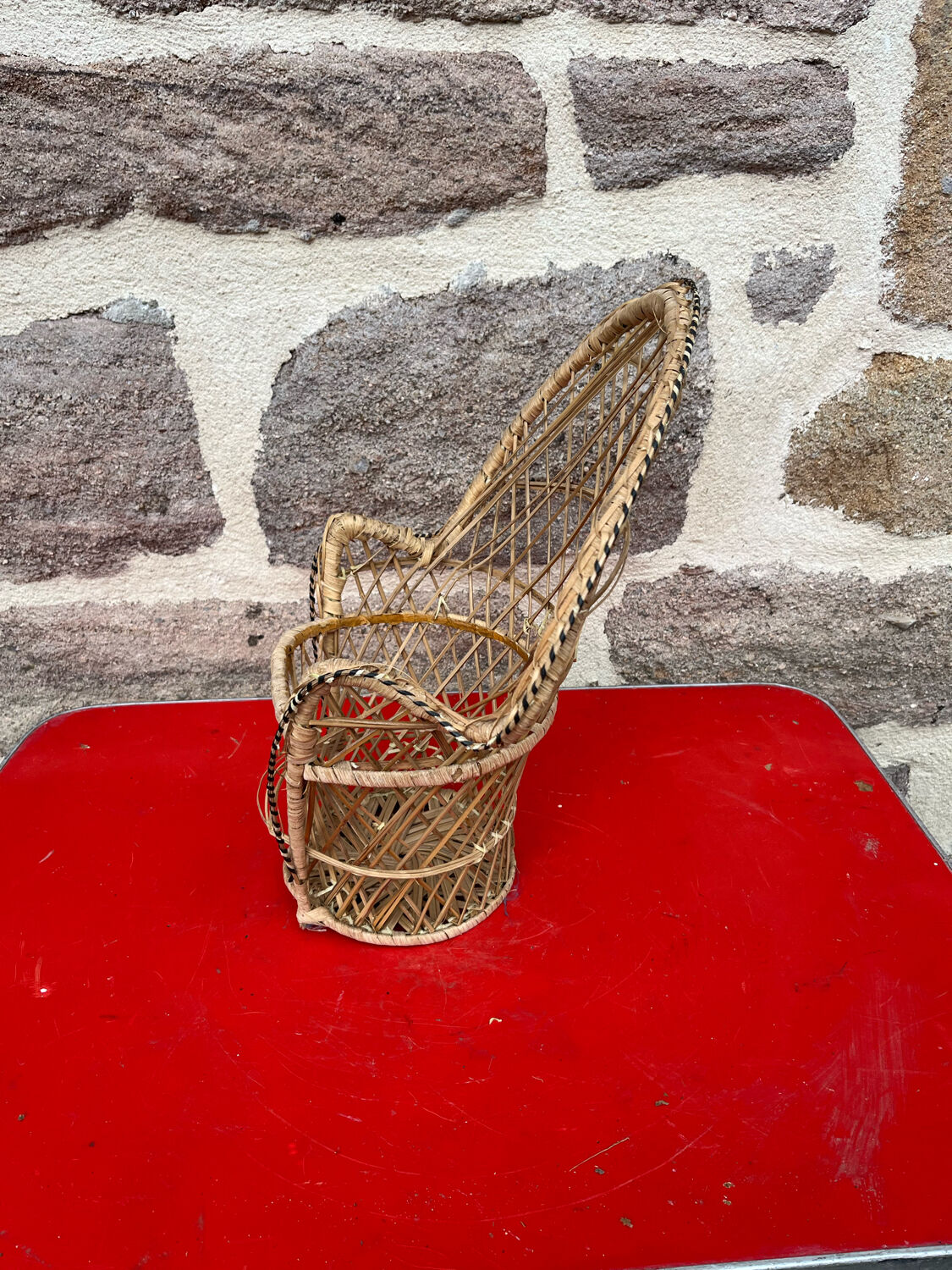 Doll chair
