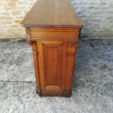Oak counter