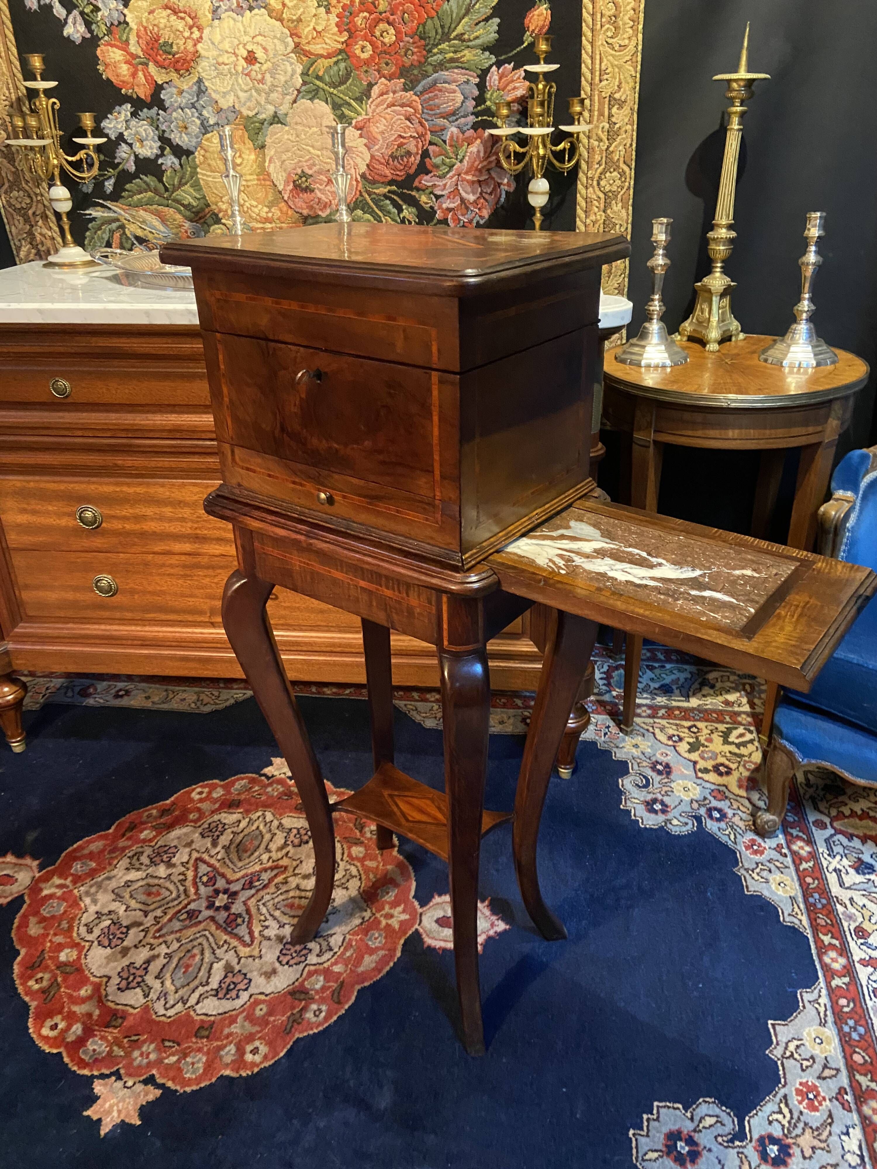 Walnut jewelry cabinet with marquetry decoration, early 19th century, Restoration