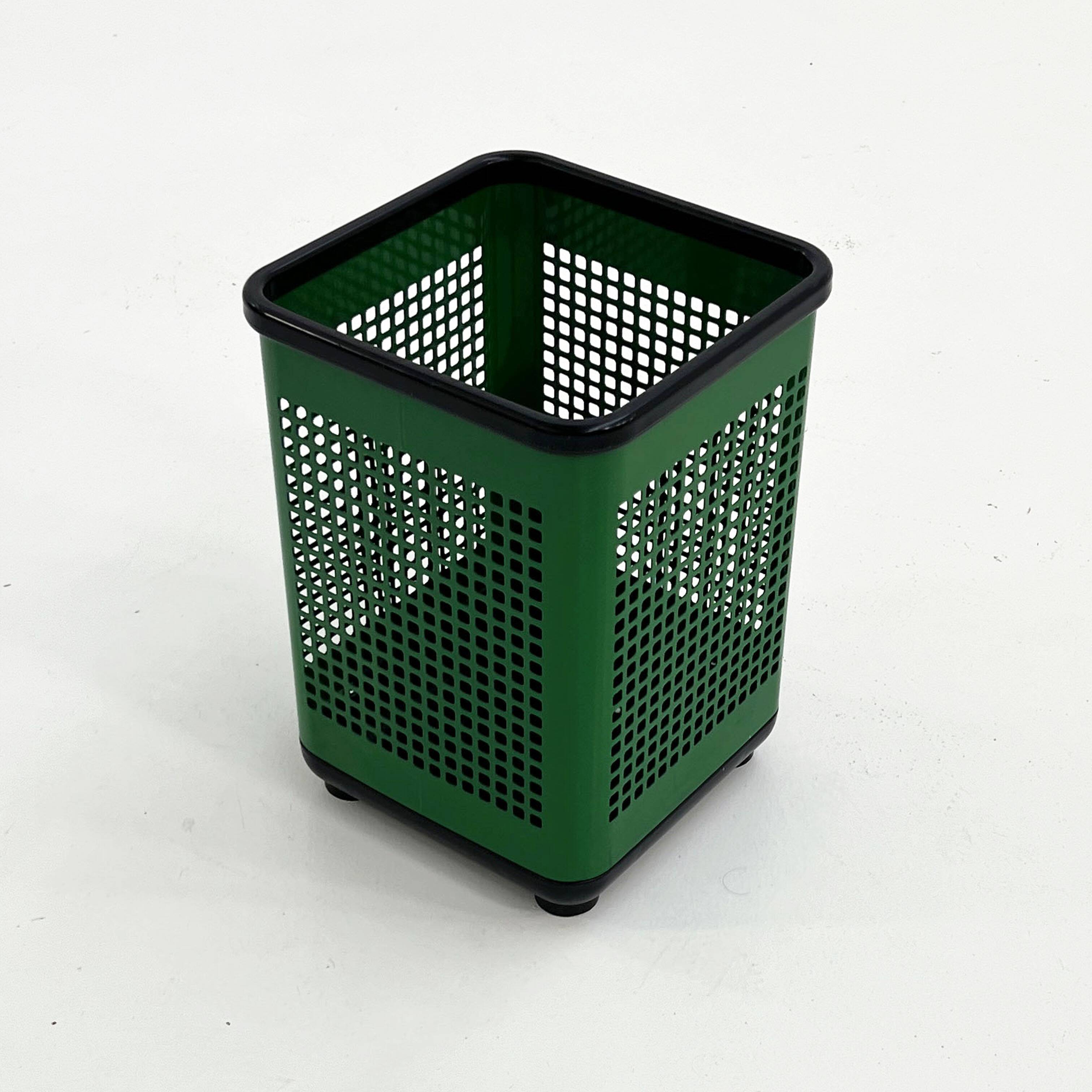 Green paper bin by Neolt, 1980