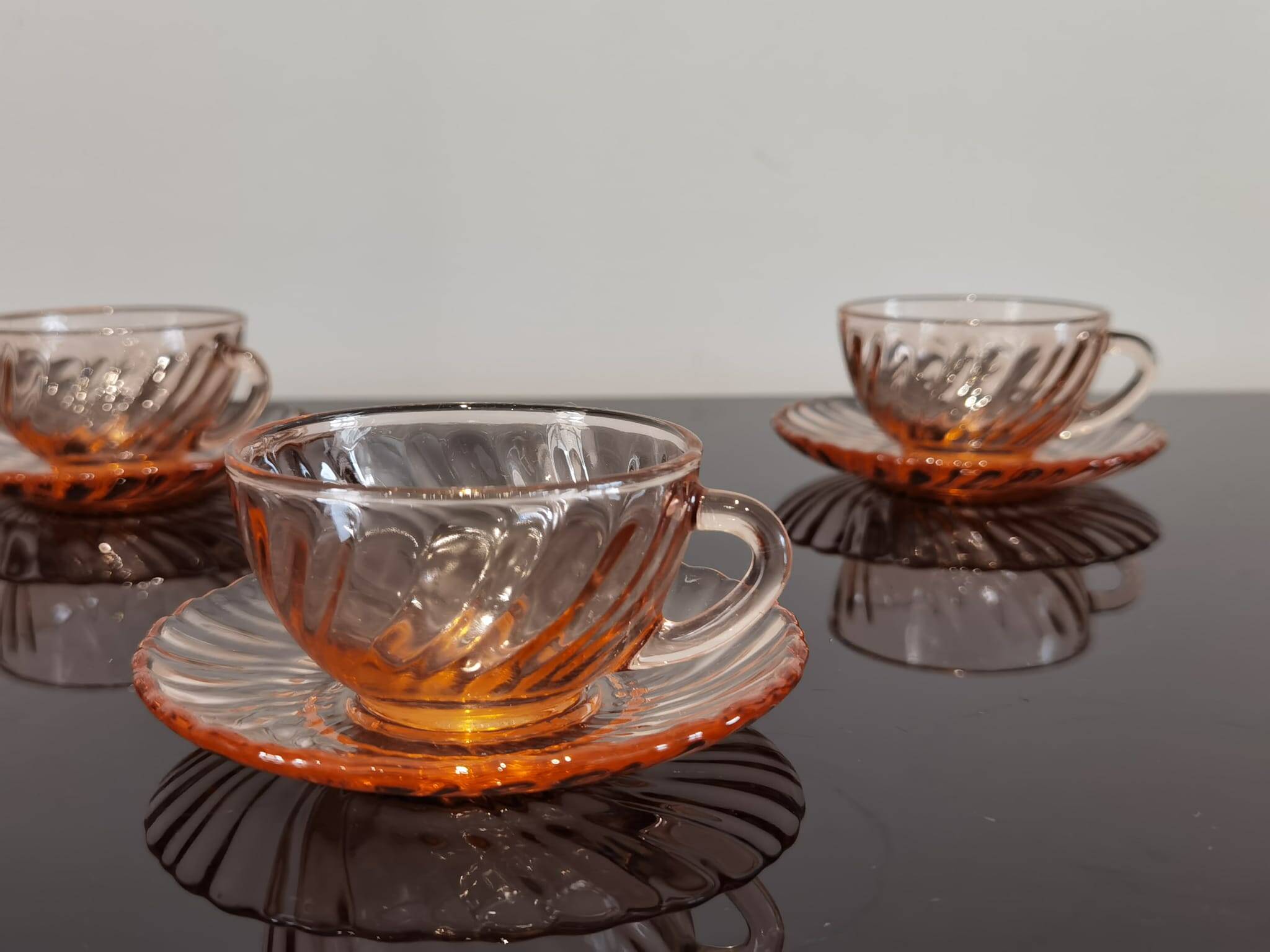 5 Rosaline Arcoroc twisted pink glass cups and saucers