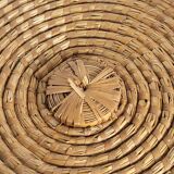 Round straw basket