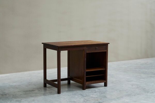 Mobilier AVEA Bureau en chêne massif années 1930