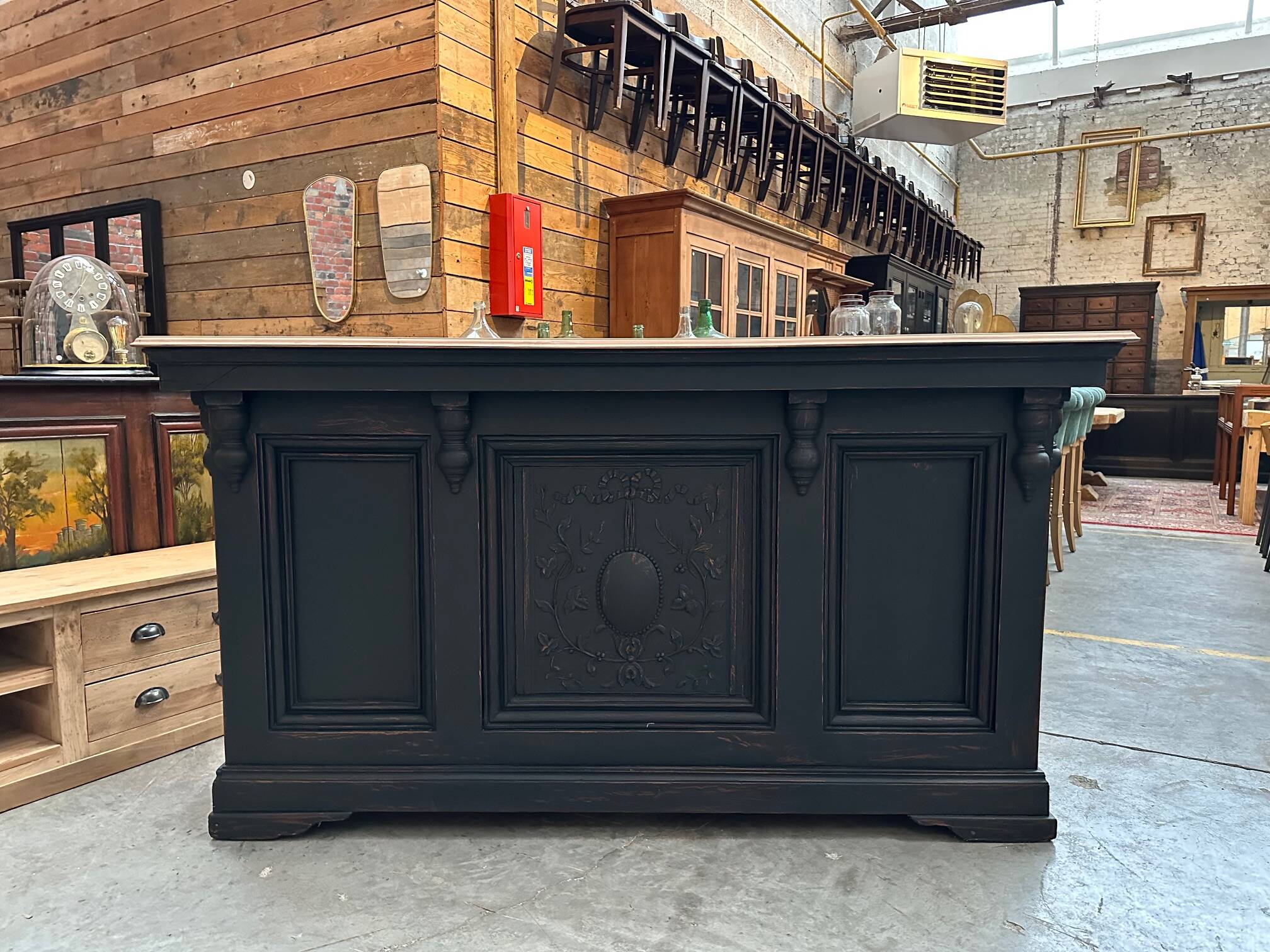 Early 20th century bar counter