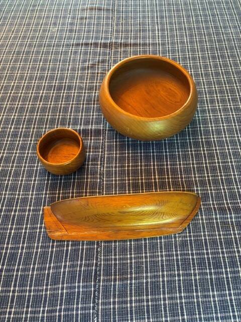 pair of teak dishes and boat shell in beech - Sweden 1950s/60s
