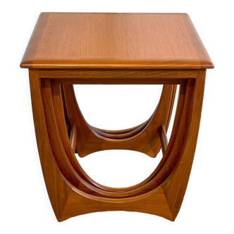 Teak trundle coffee table