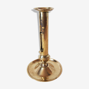 Brass candlestick with pusher