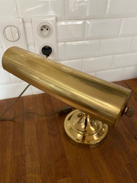 Desk lamp called banker or notary