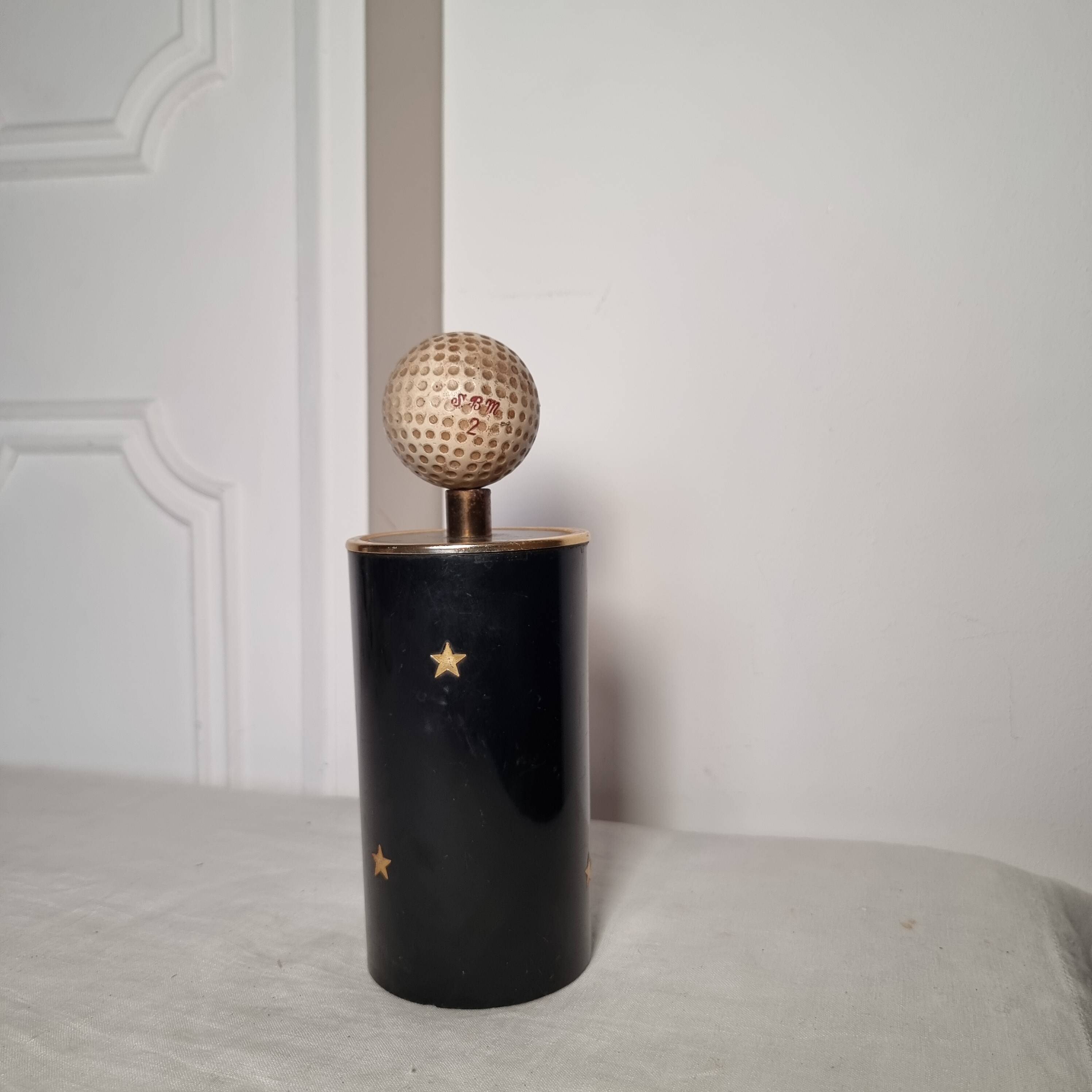 Original vintage cigarette dispenser from the wonderful 70s