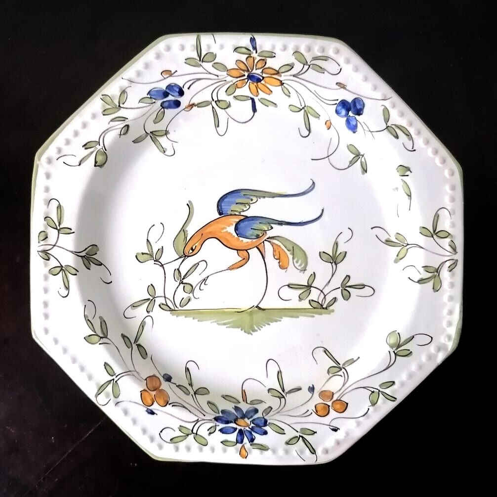 Octagonal plate faience Moustiers