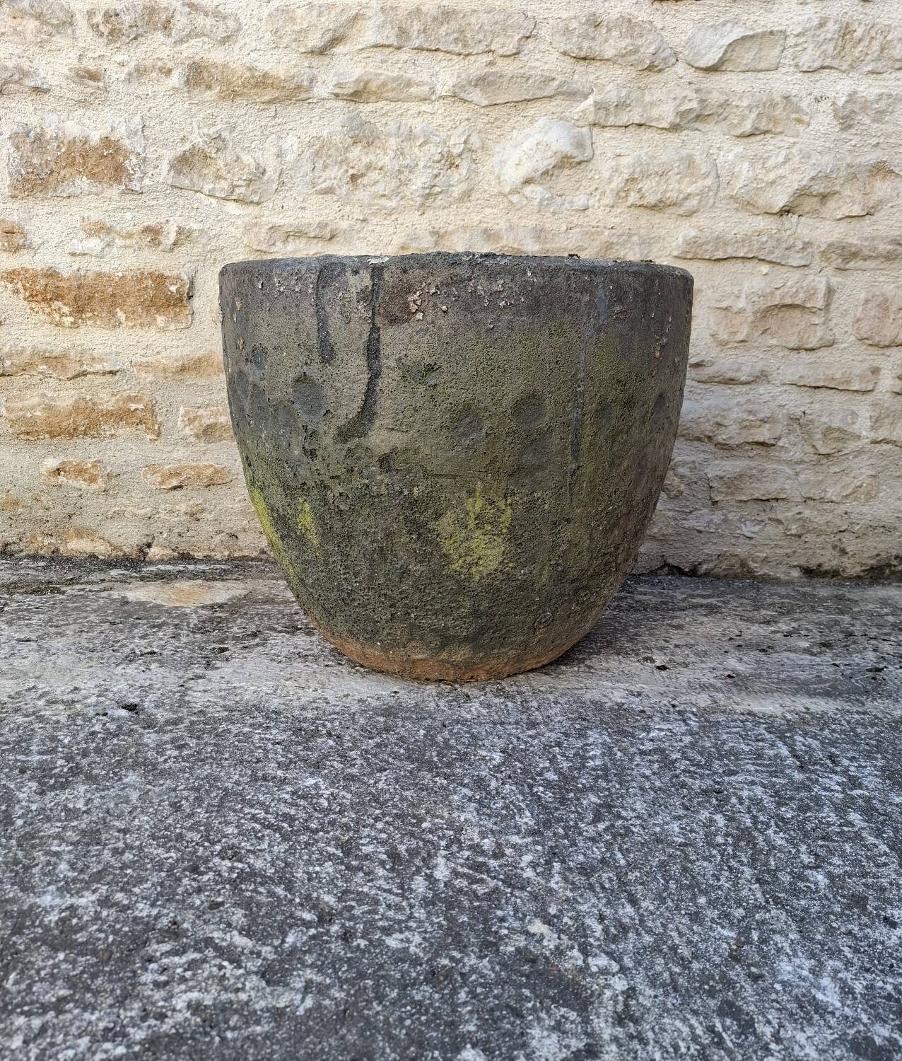 Cement planter 53 cm x H 45 cm