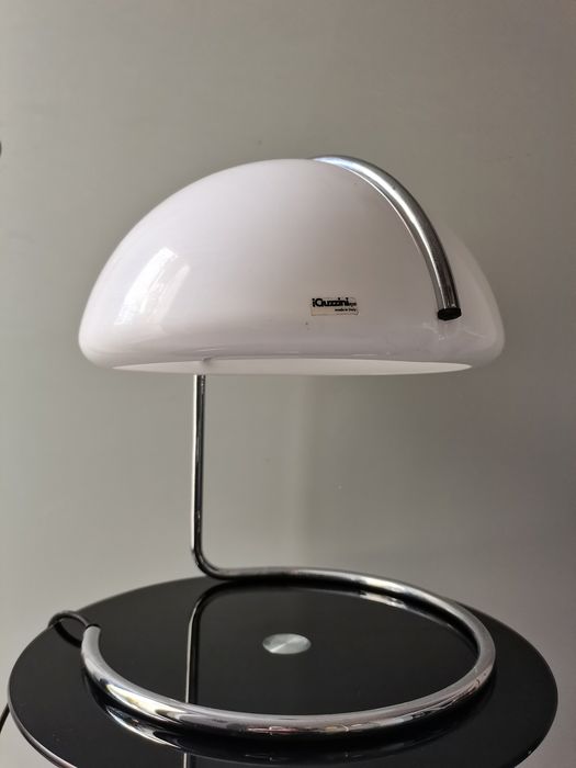 Conchiglia table lamp by L. Massono e l Buttura for iGuzzini