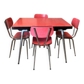 Table et 4 chaises en Formica rouge