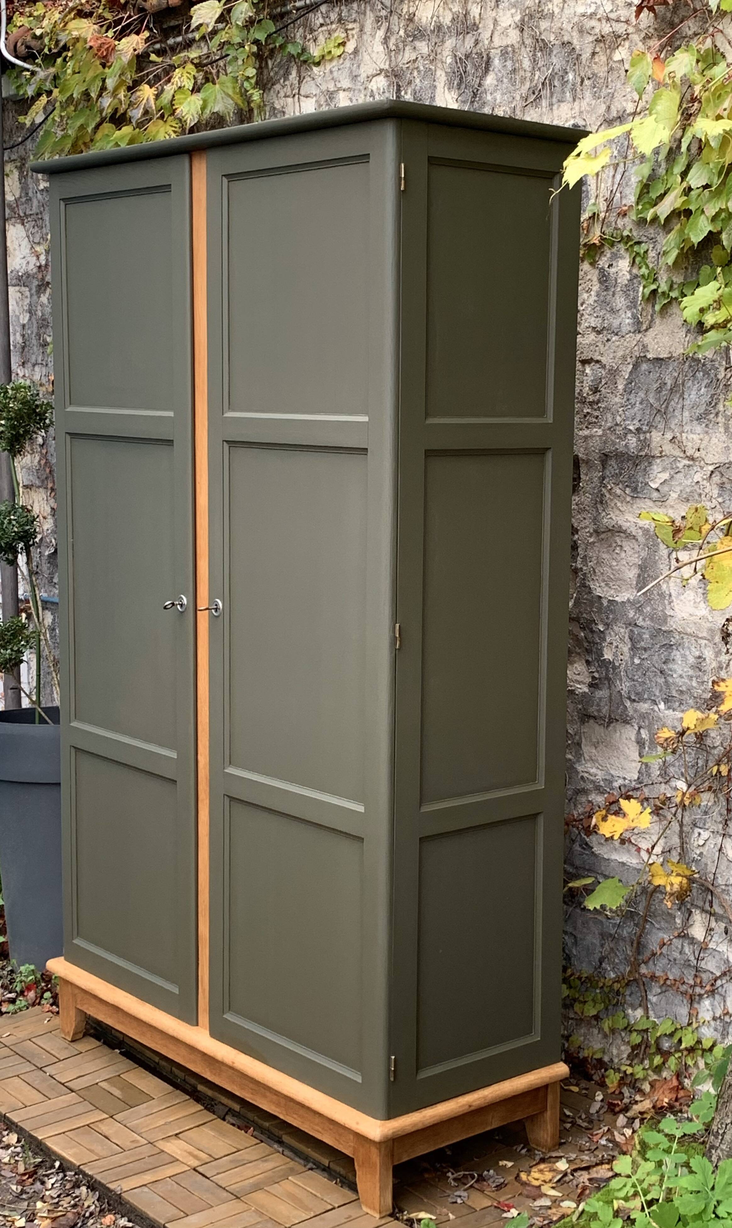 Parisian solid oak wardrobe 1960