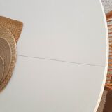 Scandinavian extendable table with butterfly extensions