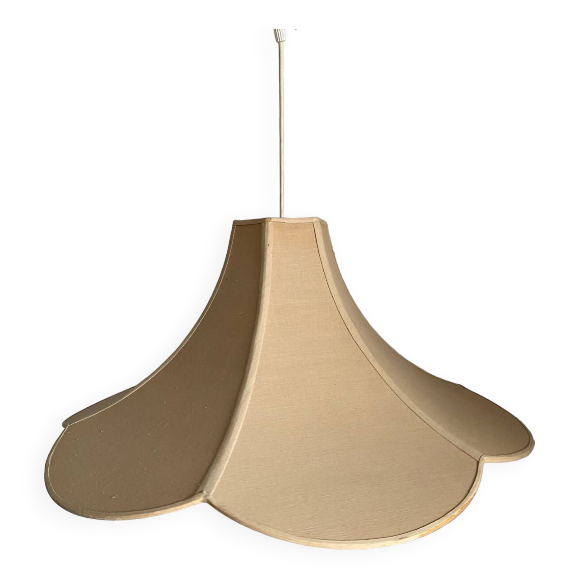 Large petal pendant in pink fabric