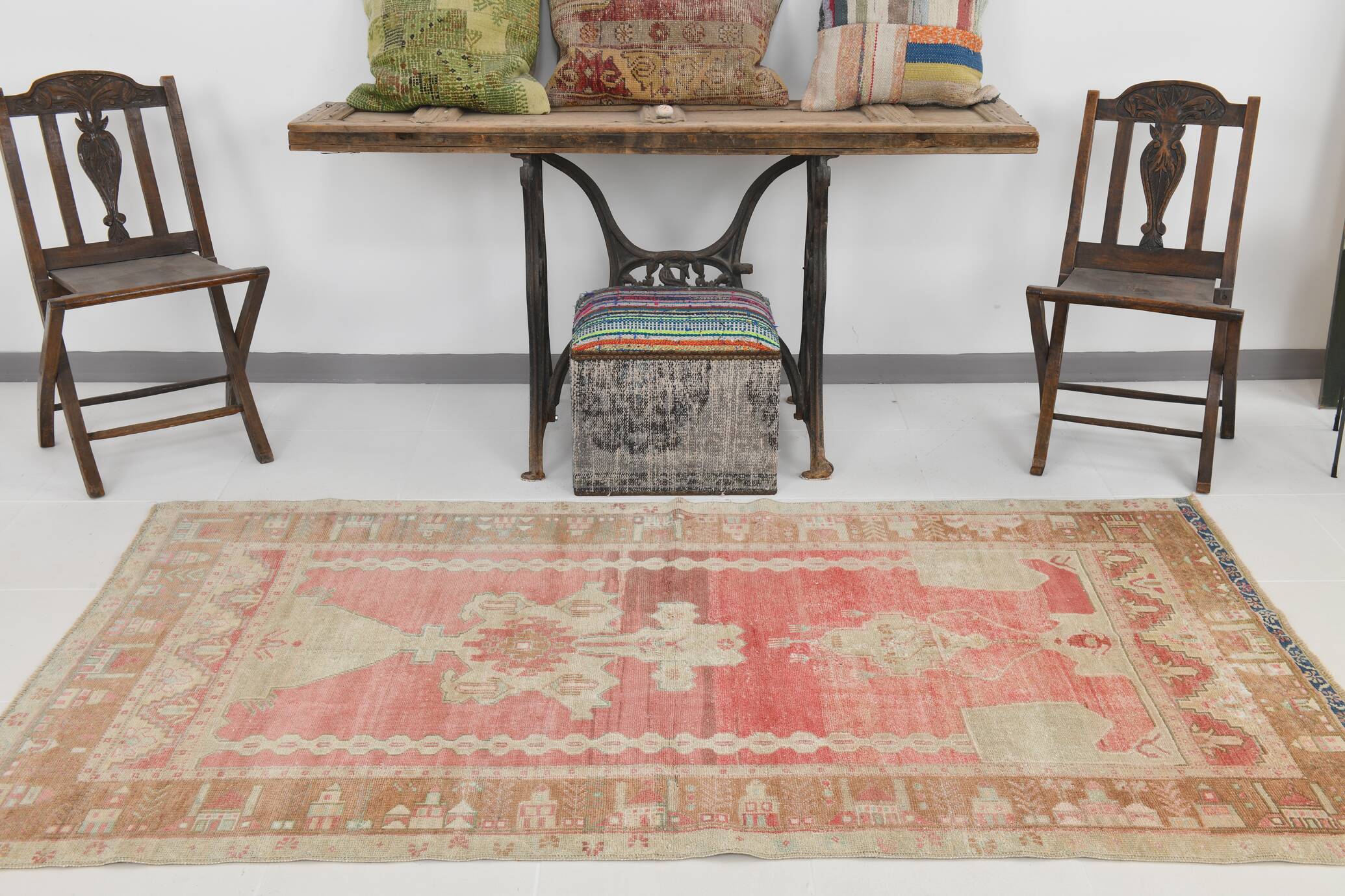 4x7 Rug For Living Room Handmade Turkish Rug, 125x230Cm SK 20701